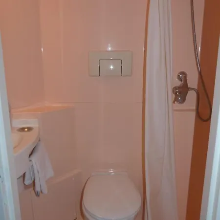Relax Hotel